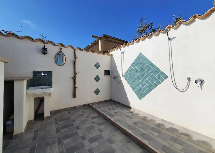 Rina By Interhome 圣玛丽亚德尔法加洛